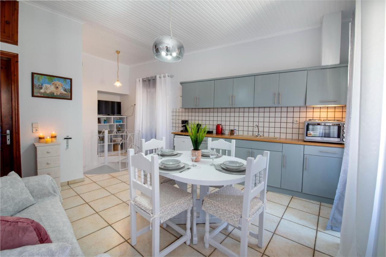 Paxos Center Apartment *