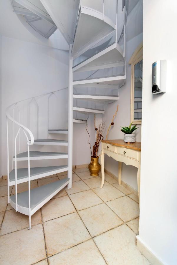Apartment Paxos Center
